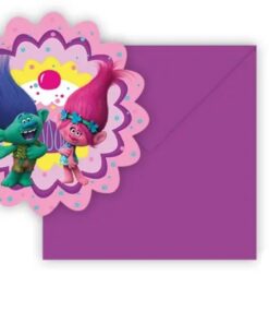 Trolls invitation med Poppy og Branch på lyserød blomstret baggrund og lilla kuvert – perfekt til børnefødselsdag