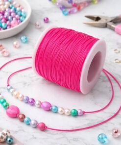 Pink elastiksnor 1,2 mm brugt til perlearmbånd med farverige perler til smykkefremstilling