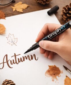 Graph’O dual tip tusch i brug til lettering med brush tip – brun vandbaseret tusch til kreativ illustration