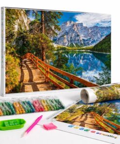 Diamond painting 40x50 cm sæt med landskab af sti ved sø og bjerge, komplet hobbykit med sten, pen og lærred