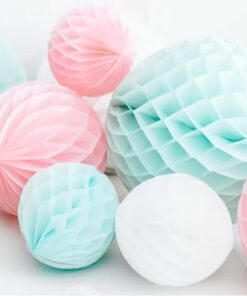 Hvid honeycomb pompom kugle