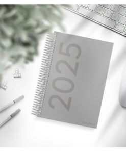 Mayland Dagkalender tekstilpræg 2025