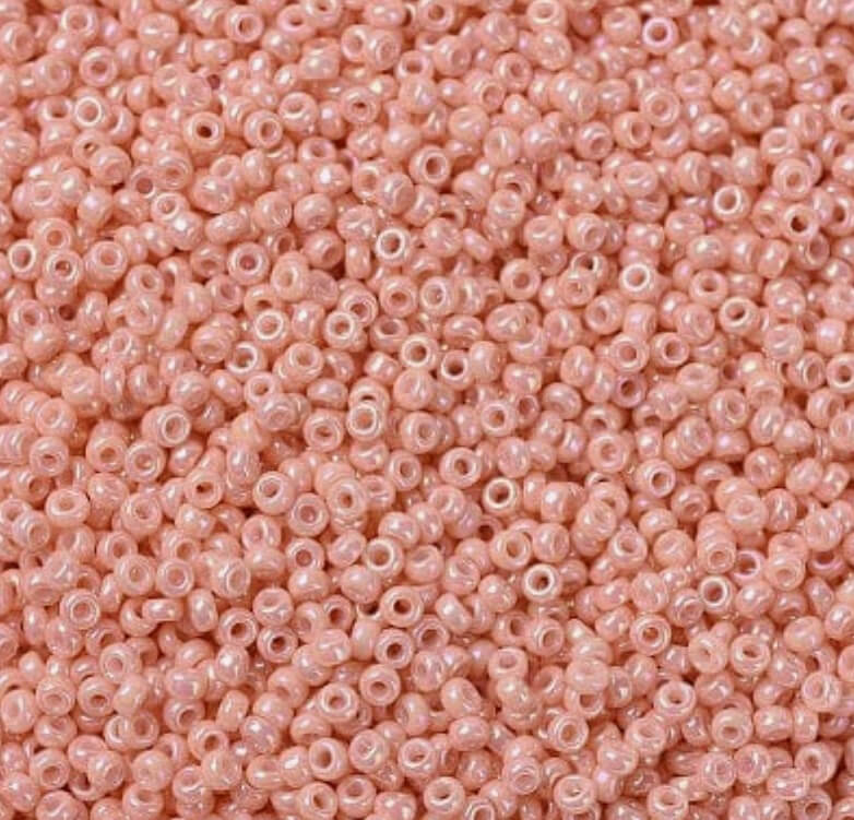 Miyuki perler seed beads 11/0 opaque luster tea rose 596