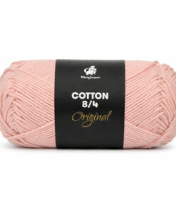 Mayflower Cotton 8/4 bomuldsgarn i nude farve på hvid baggrund – klassisk bomuldsgarn til strik og hækling