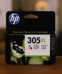 Original HP 305XL trefarvet blækpatron i sort og grøn emballage med HP-logo og farveikoner på fronten.