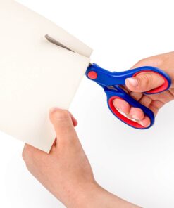 Staedtler Noris hobby børnesaks 14 cm med ergonomisk greb og afrundede sikkerhedsspidser.