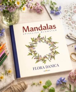 Mandalas Flora Danica spiselige blomster malebog omgivet af farveblyanter og vilde blomster i lyst nordisk stemningsmiljø.
